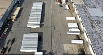 Anadolu Agency films trucks with NYC virus bodies