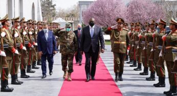 US defense secretary meets Afghan President in Kabul