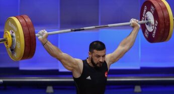 Turkish weightlifter breaks European snatch record