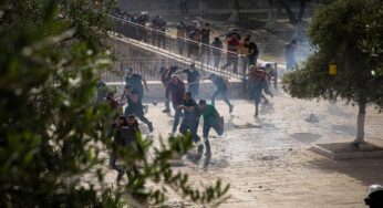 Israeli attacks aim to divide Al-Aqsa into Jewish and Muslim areas