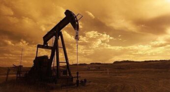 Oil edges lower, pressured by strong dollar, China economic woes