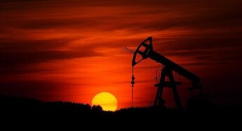 US oil rig count up for week ending Dec. 29