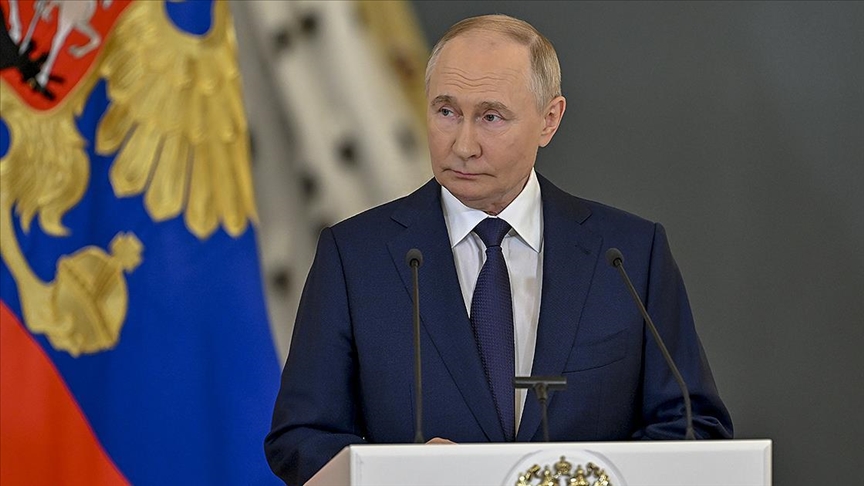 Putin says his country to host special Russian-Arab summit this year